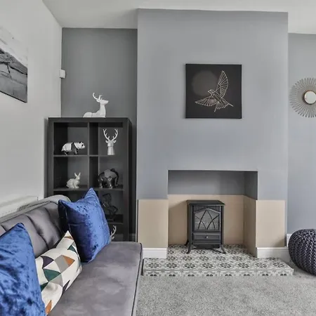 Refurbished Plush Property Great Transport Links Sheffield Exterior photo